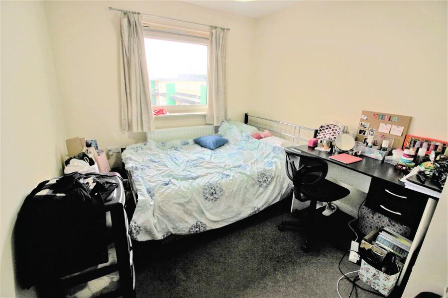 Flat Parkhouse Court in Welwyn Hatfield