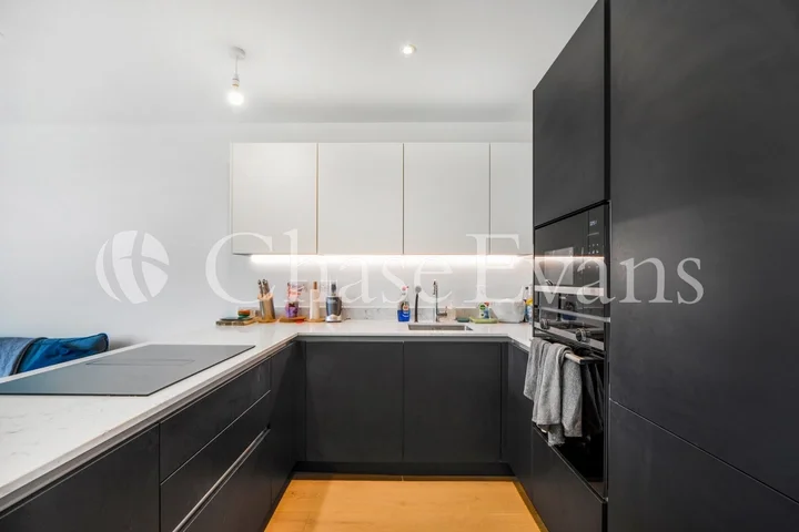 Flat Rennie Street in Greater London