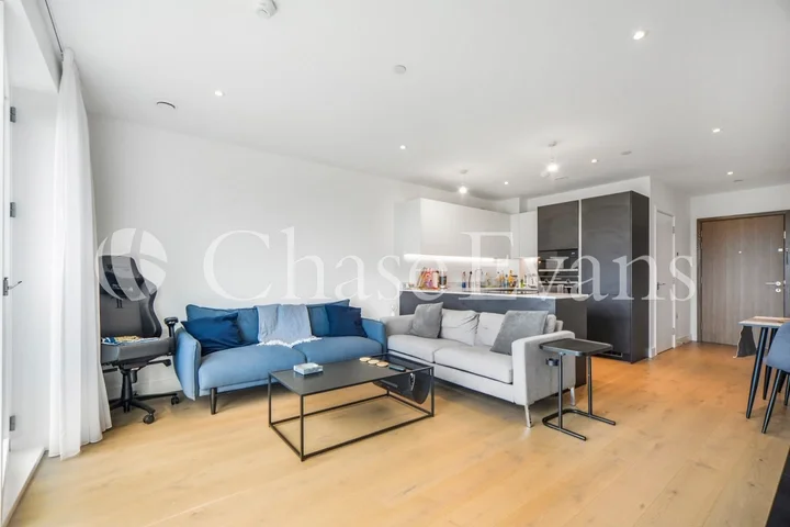 Flat Rennie Street in Greater London