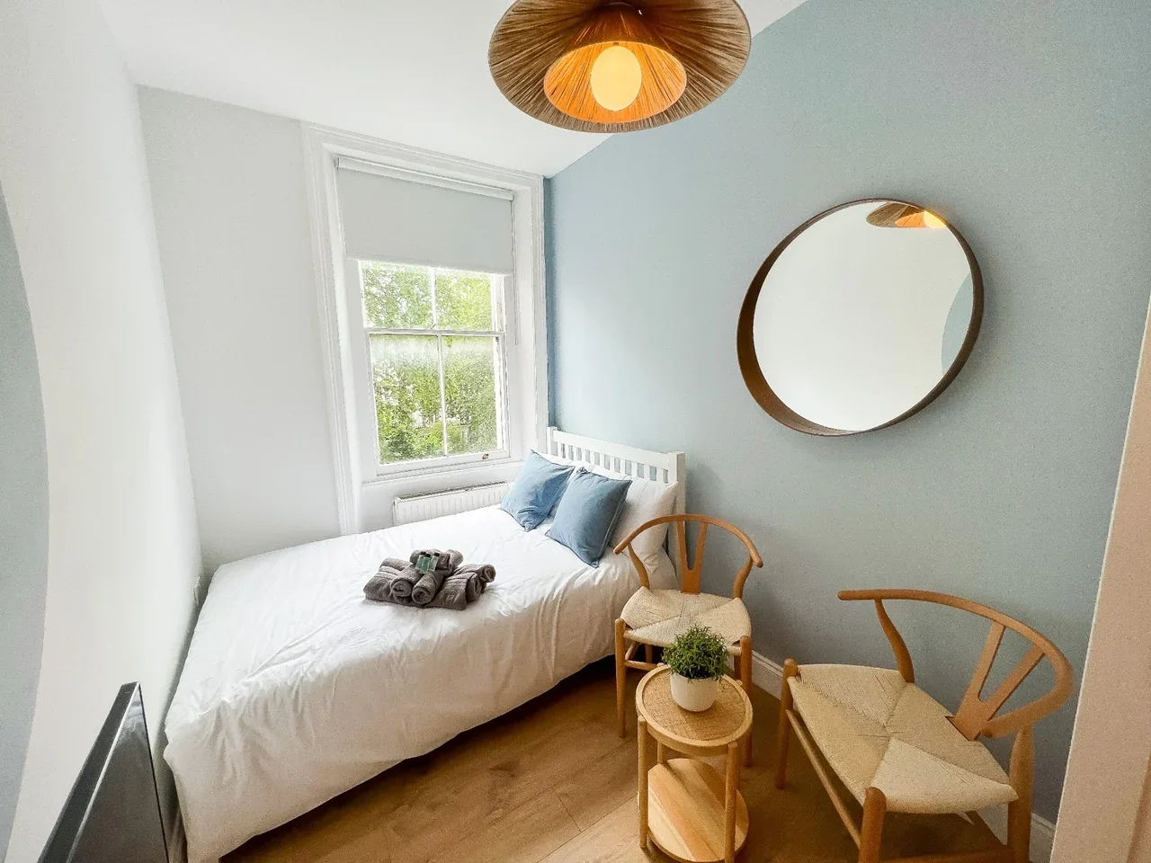 Flat Kensington Gardens Square in City of Westminster