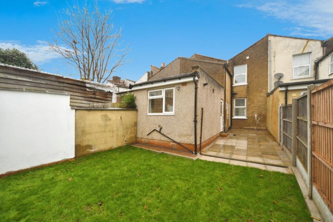 House Maynard Road in Greater London