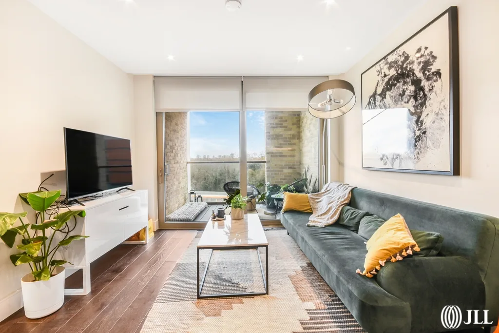Flat Palmer Road in Greater London