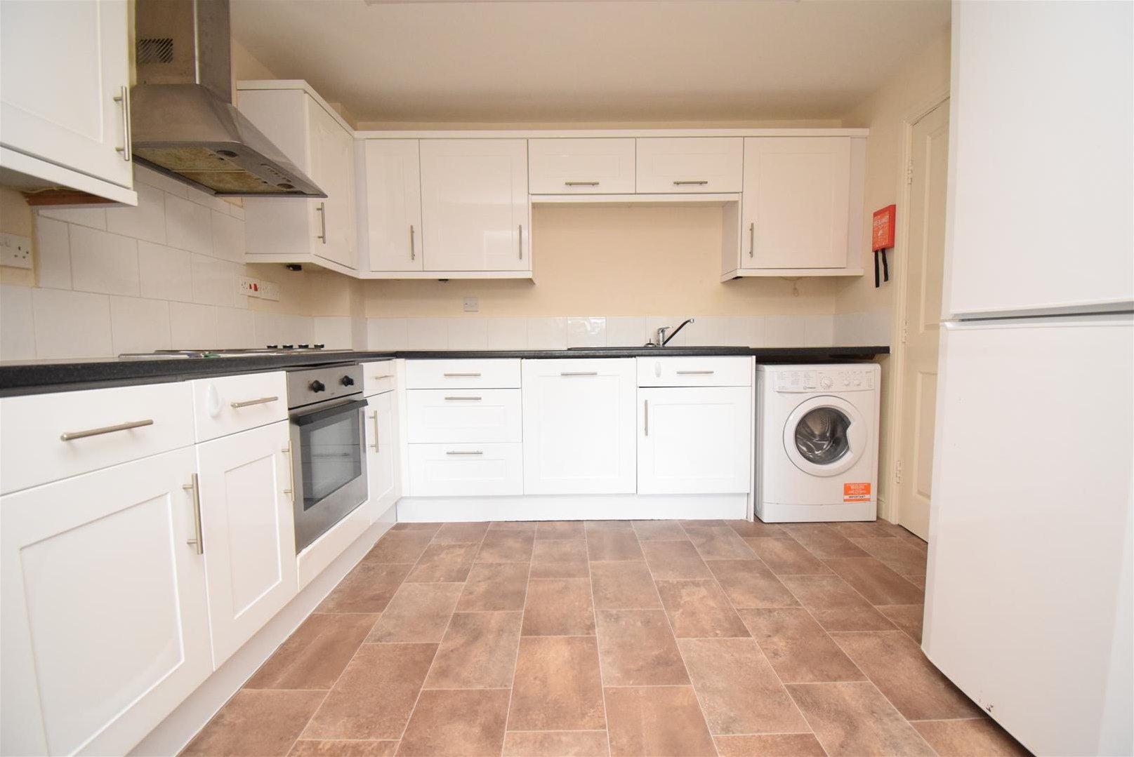 Flat Kinsley Street in Wakefield