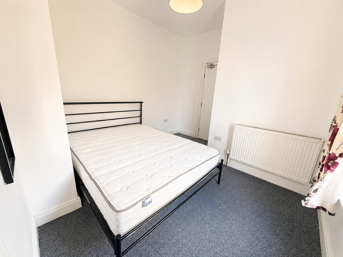 Room King's Road in Fenland District