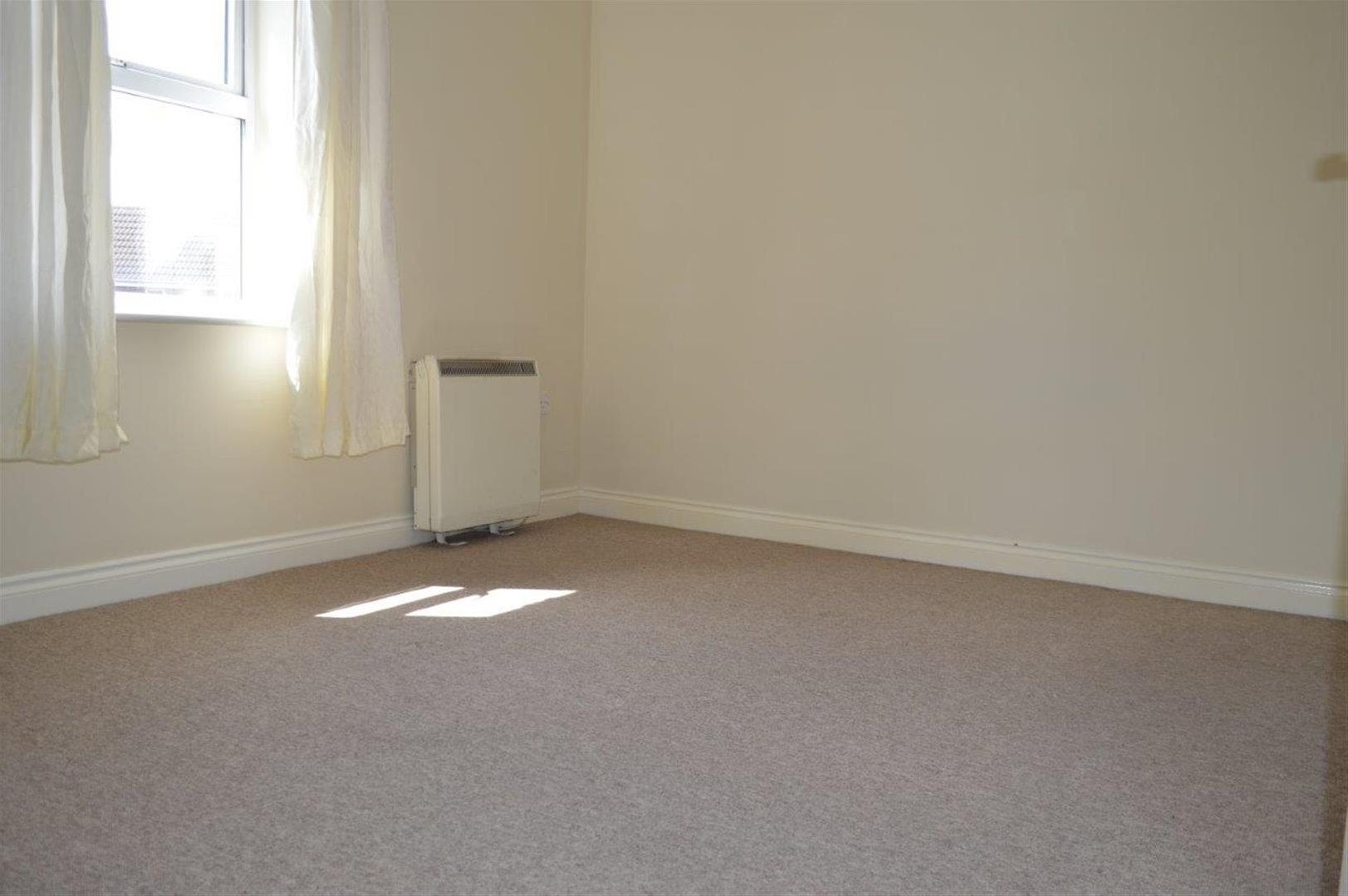 Flat Stroud Way in Weston-super-Mare