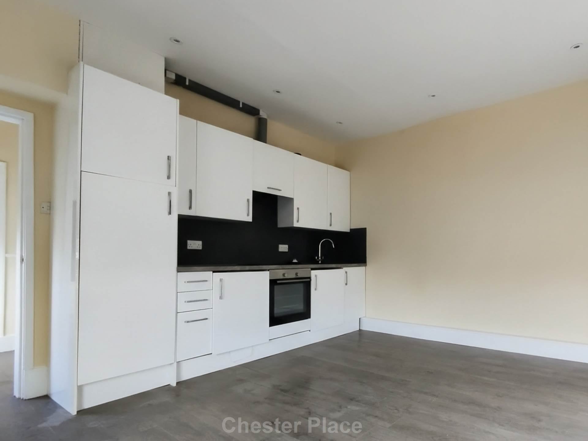 Flat Bouverie Street in Chester