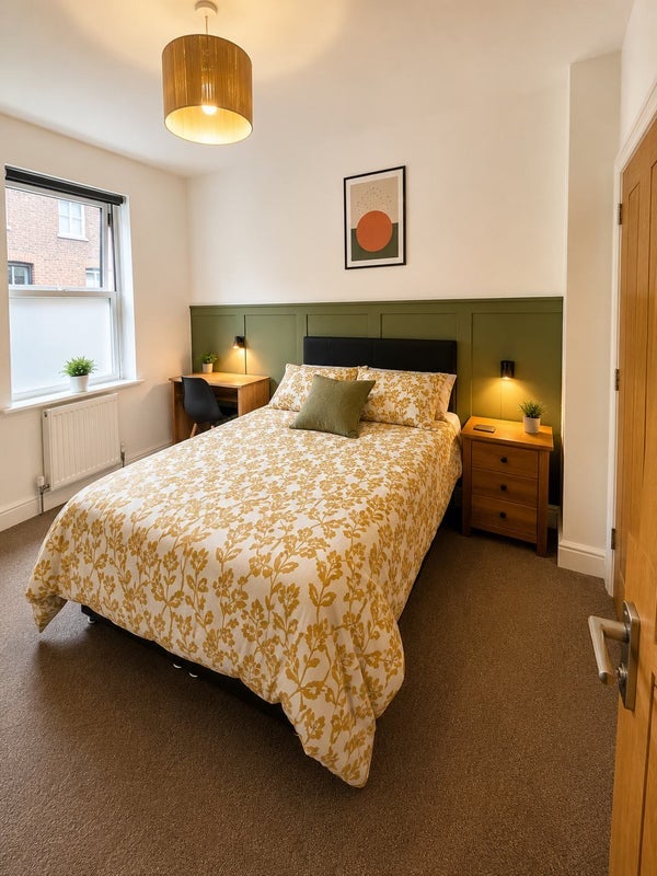 Room Cowper Street in Luton