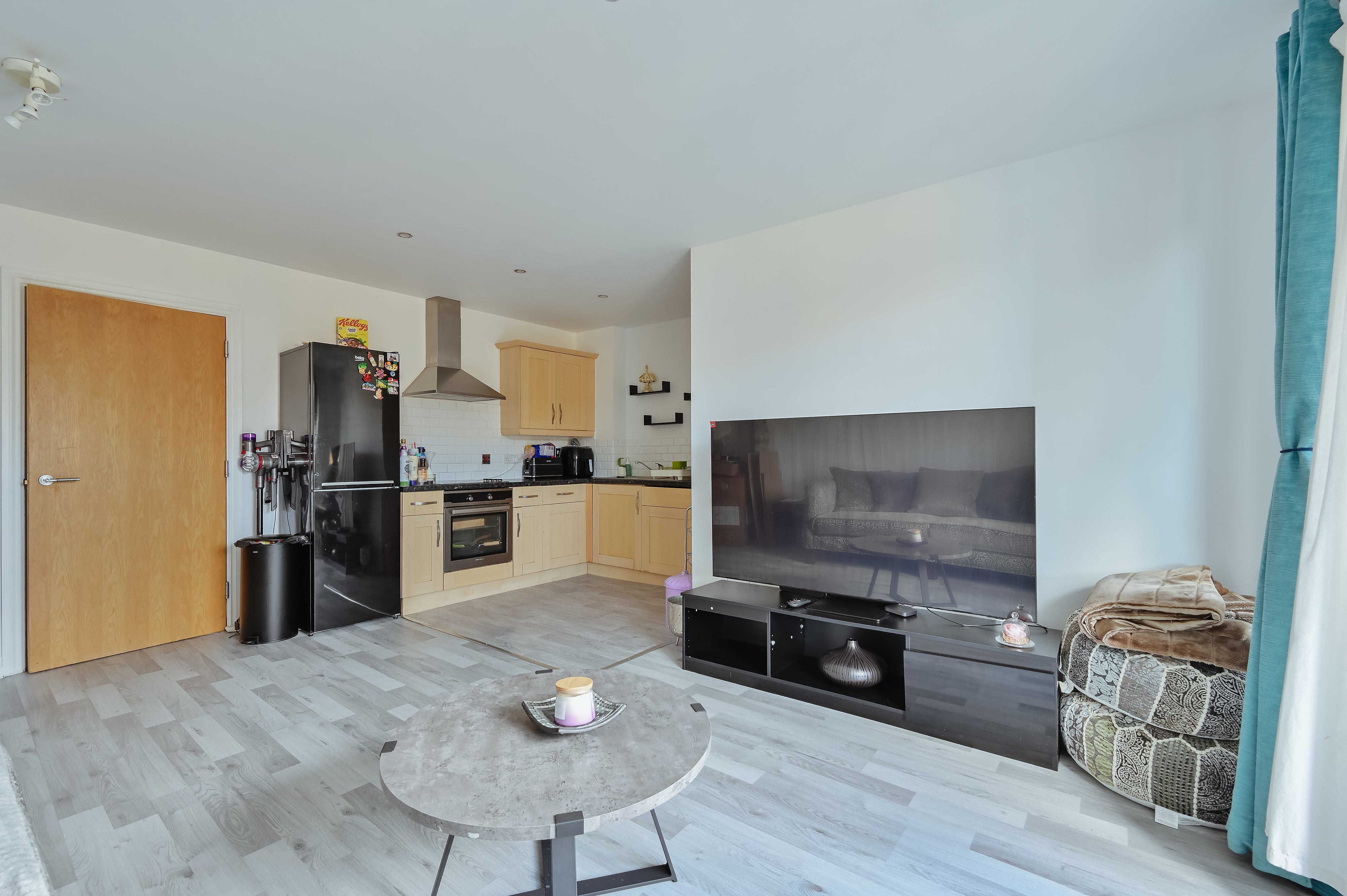 Flat Ashleigh Court in Preston