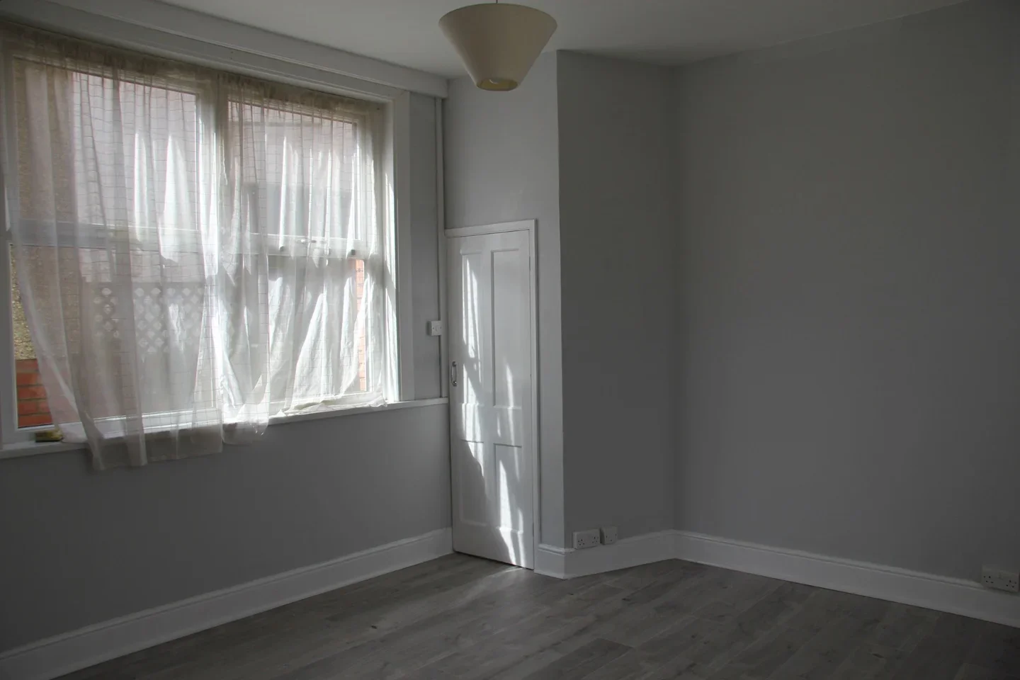 Flat Grimston Gardens in Folkestone and Hythe District