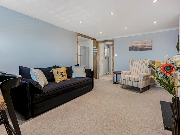 Flat Central Parade in Canterbury