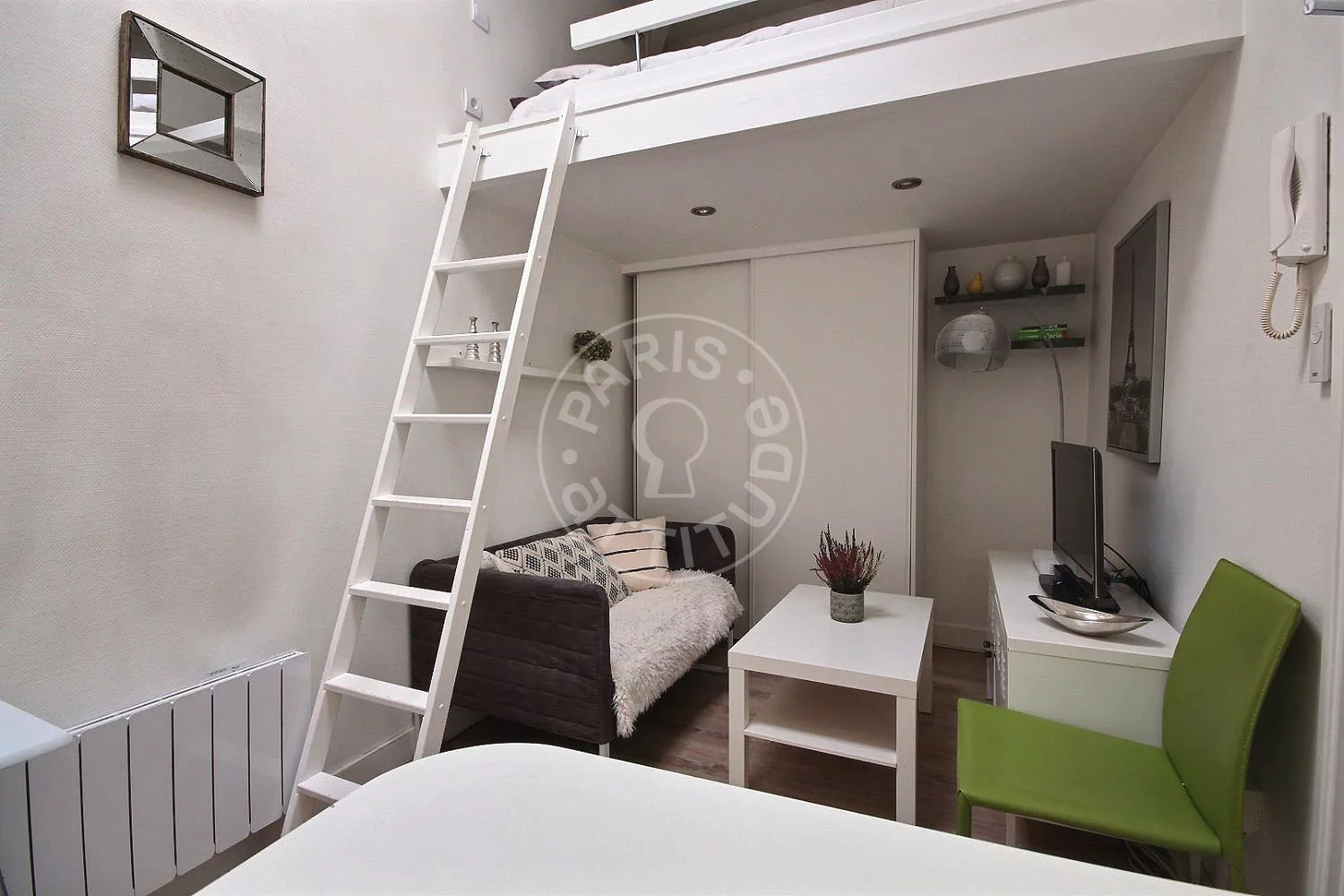 Appartement Rue de l'Annonciation à Paris