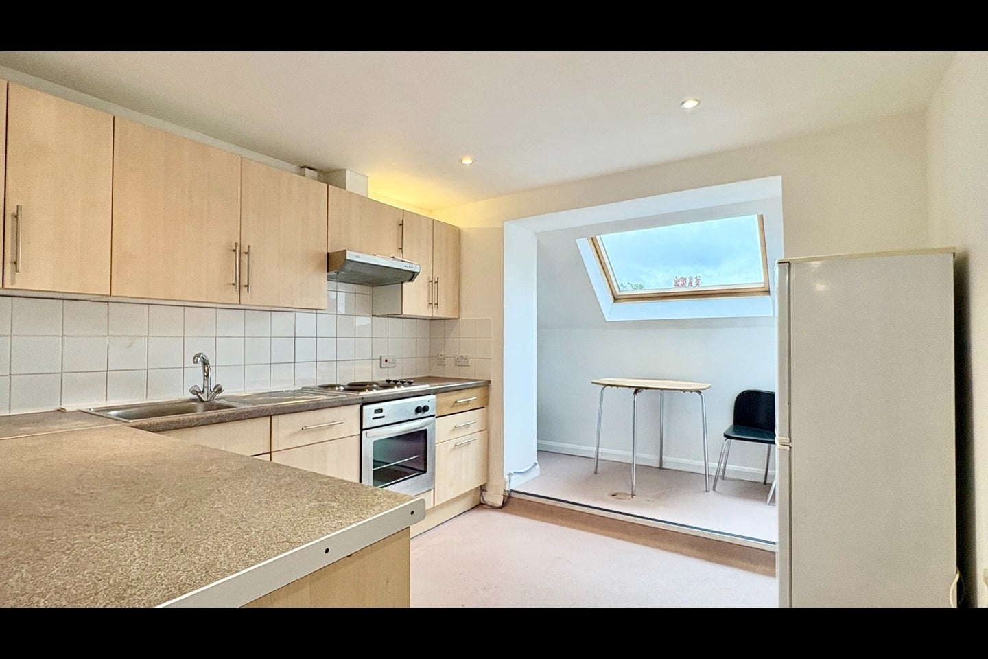 Flat Moorbeck Court in Greater London