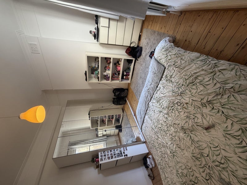 Room Fulham Palace Road in Greater London