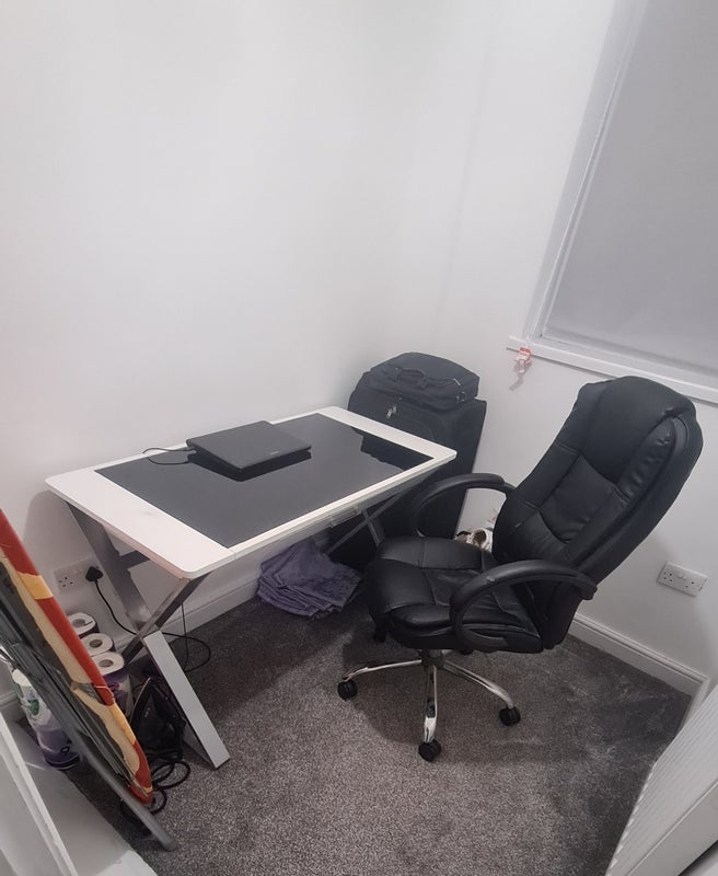 Room Albion Street in Radcliffe