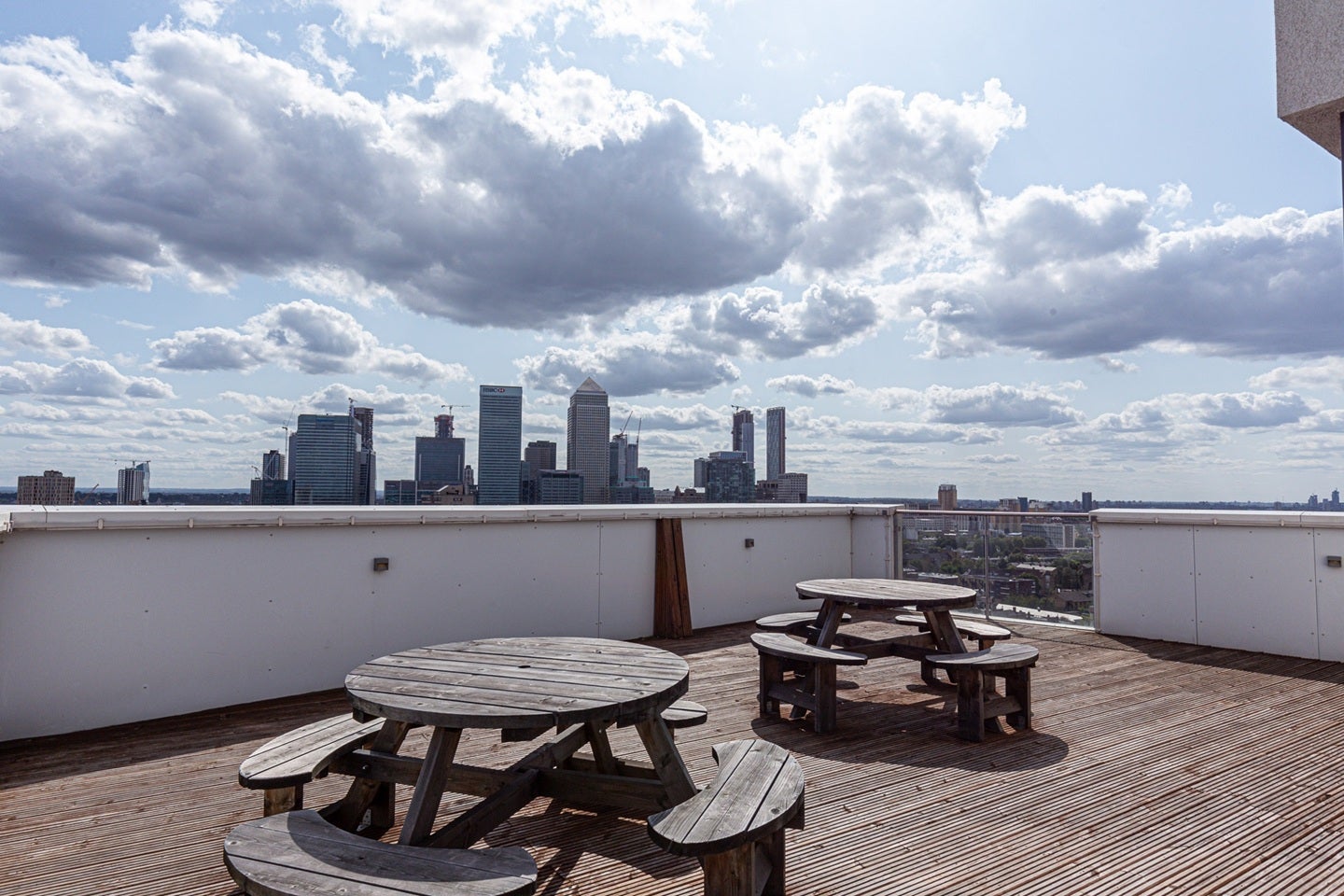 Flat Chrisp Street in Greater London