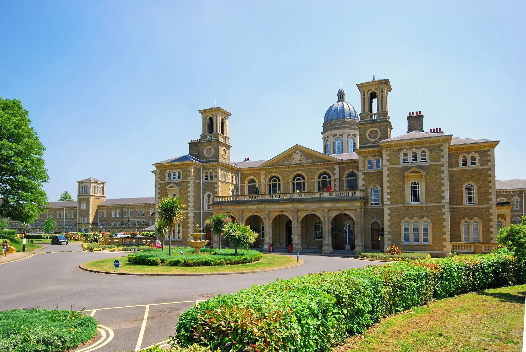 Flat Royal Drive in Greater London