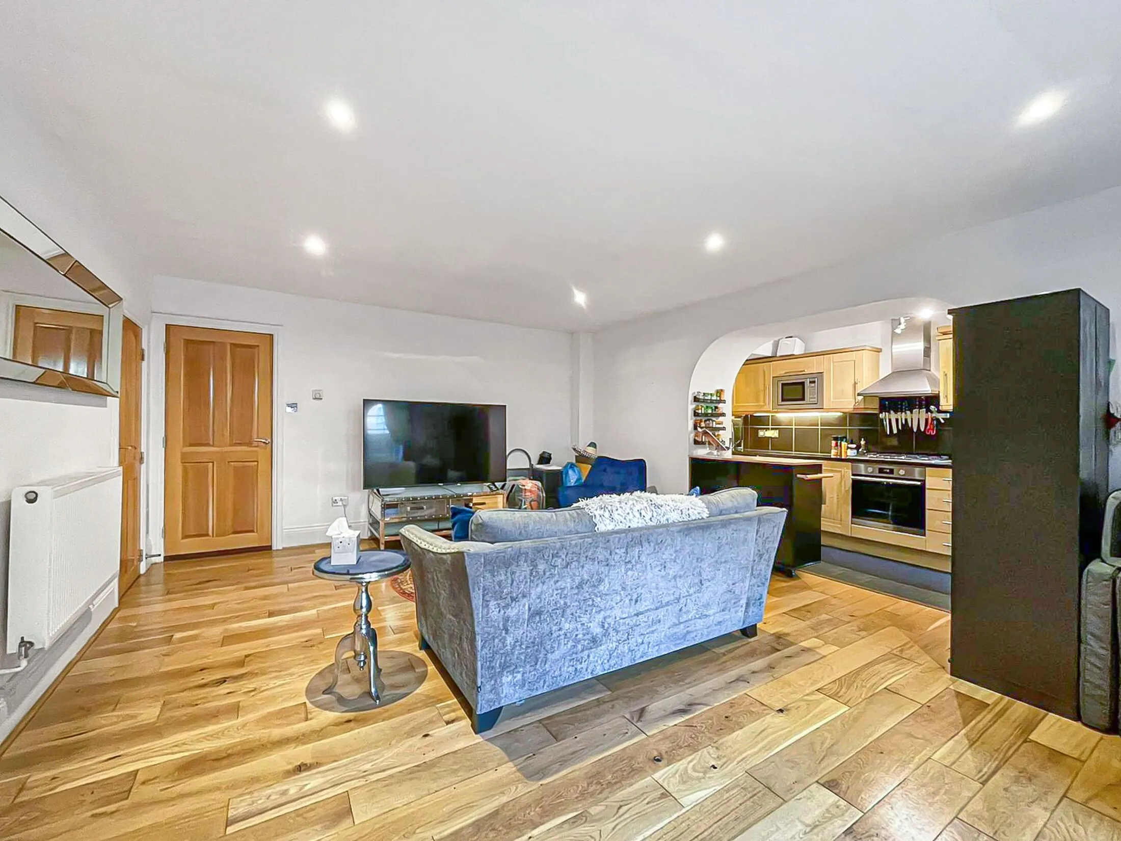 Flat Royal Drive in Greater London