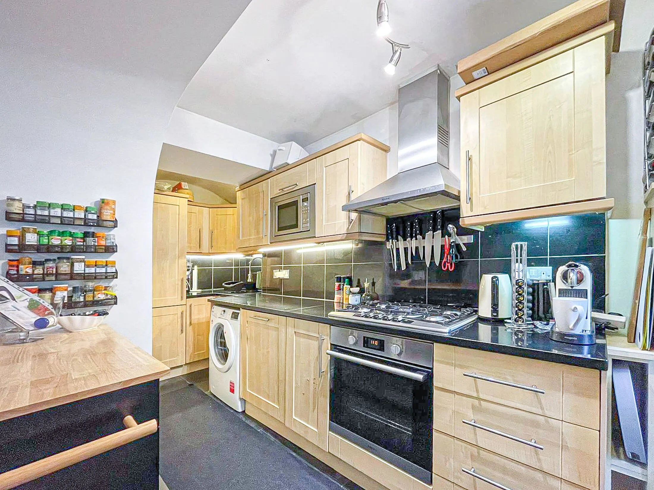 Flat Royal Drive in Greater London