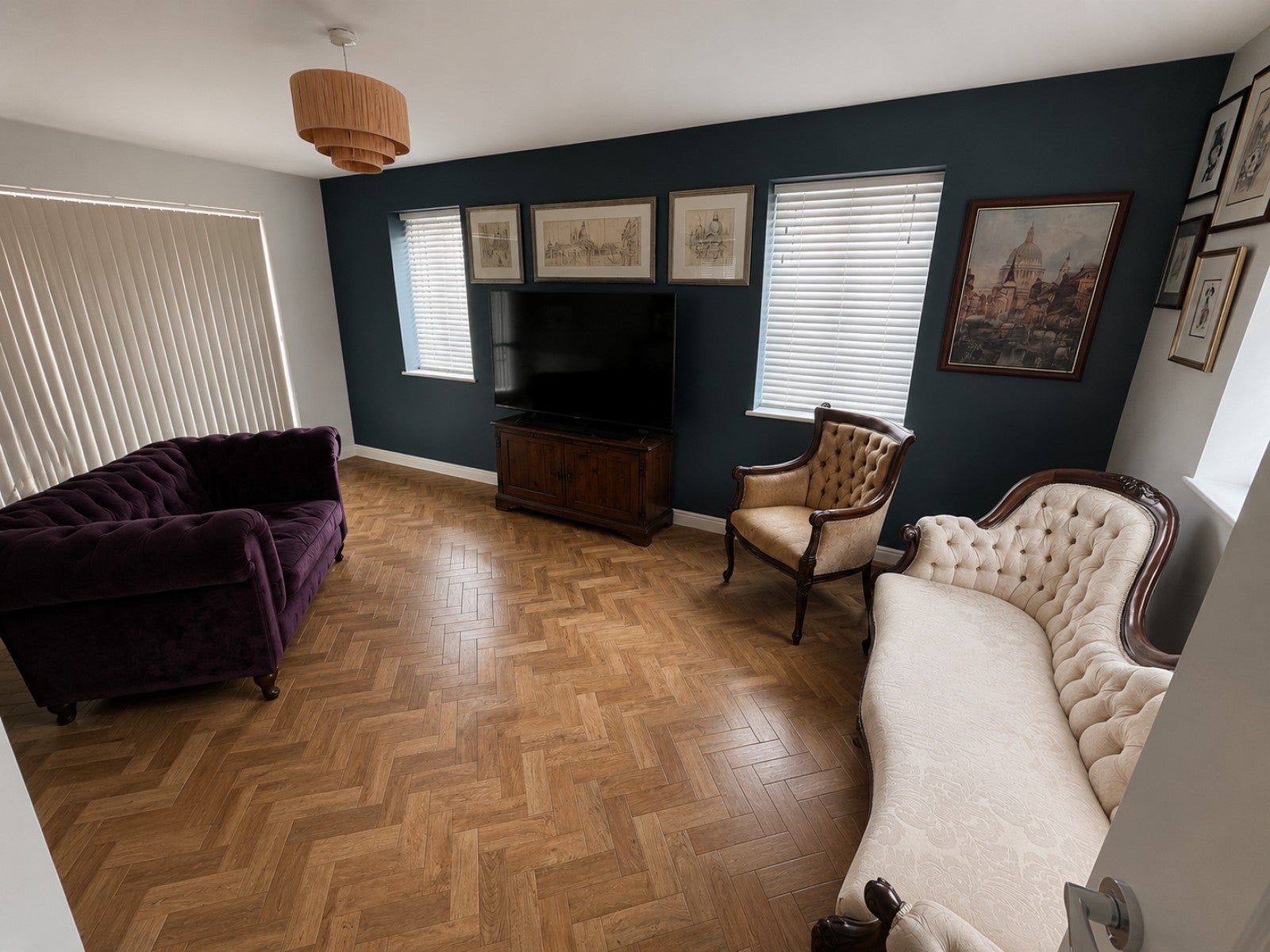 House Anderida Close in Wealden