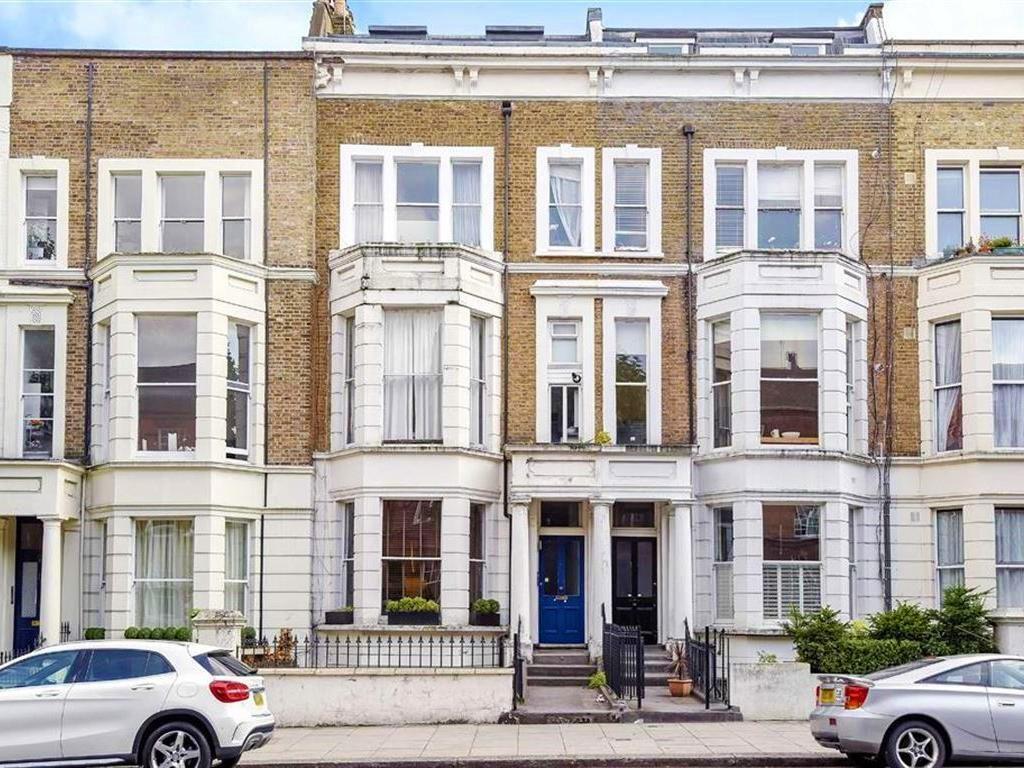 Flat Elgin Avenue in City of Westminster
