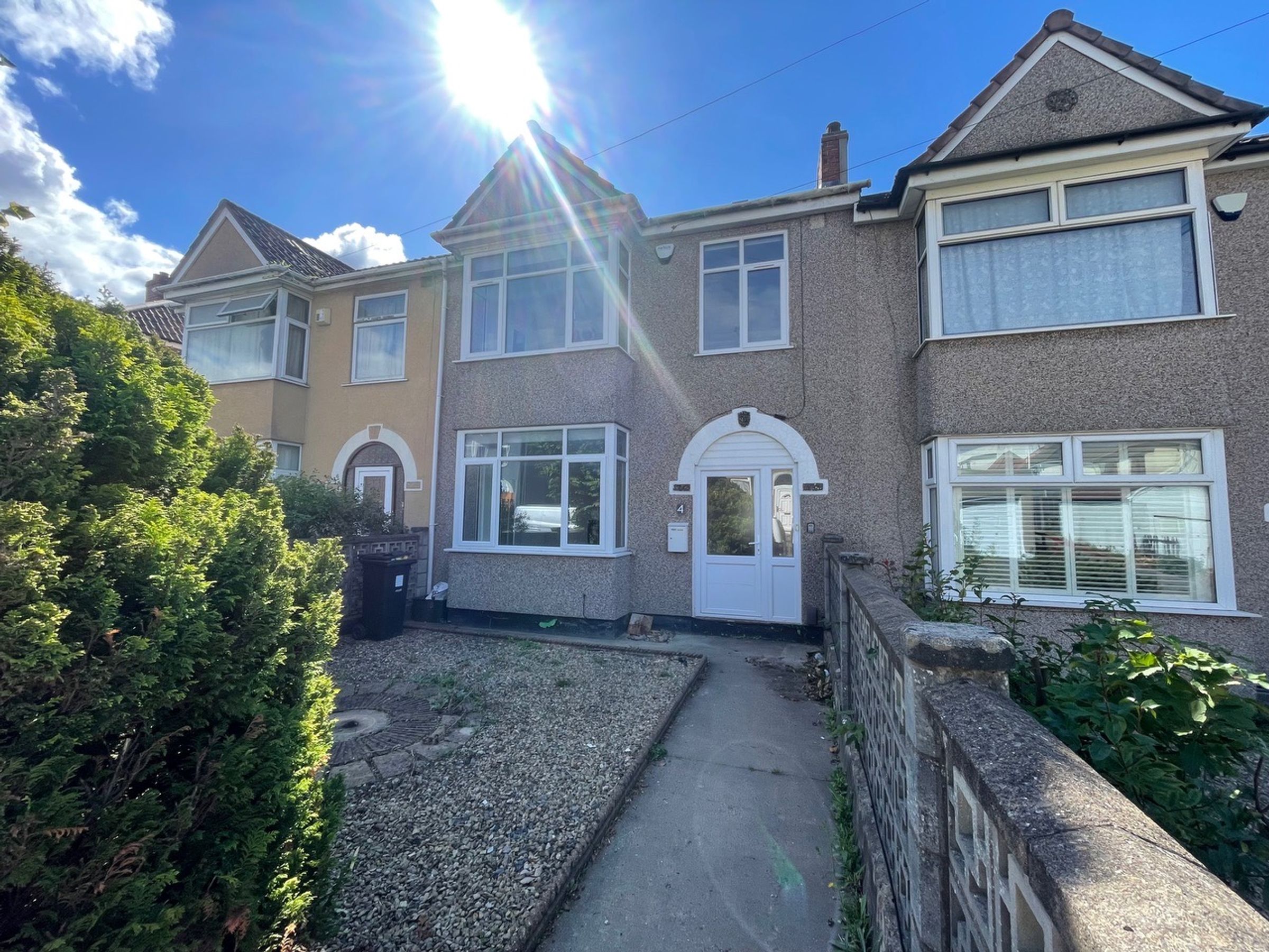 House Charlton Avenue in Filton