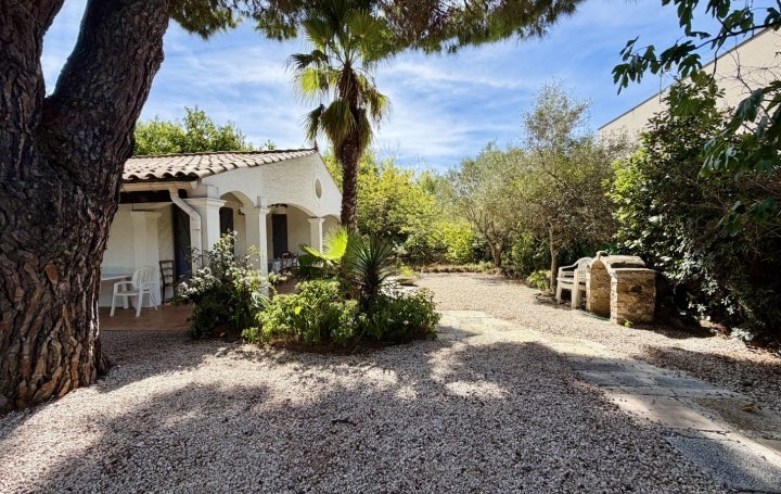 Maison Quai Antoine Fonquerle à Agde