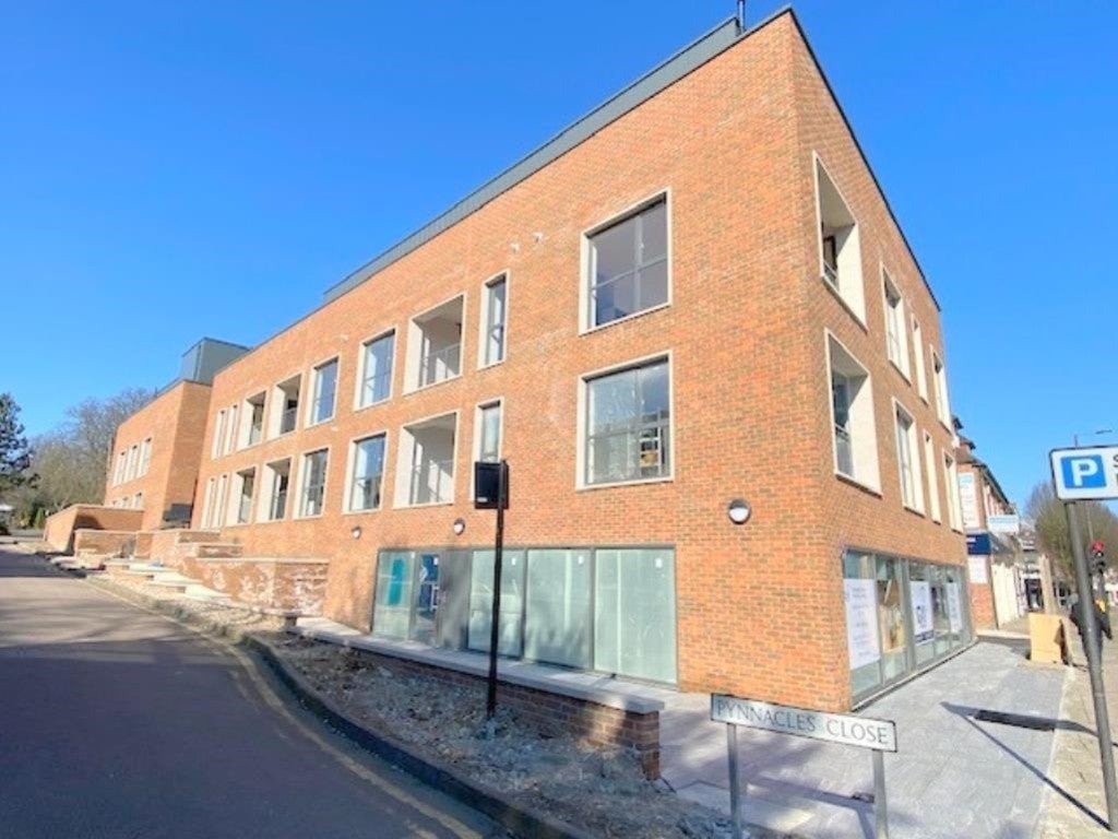 Flat Church Road in Greater London