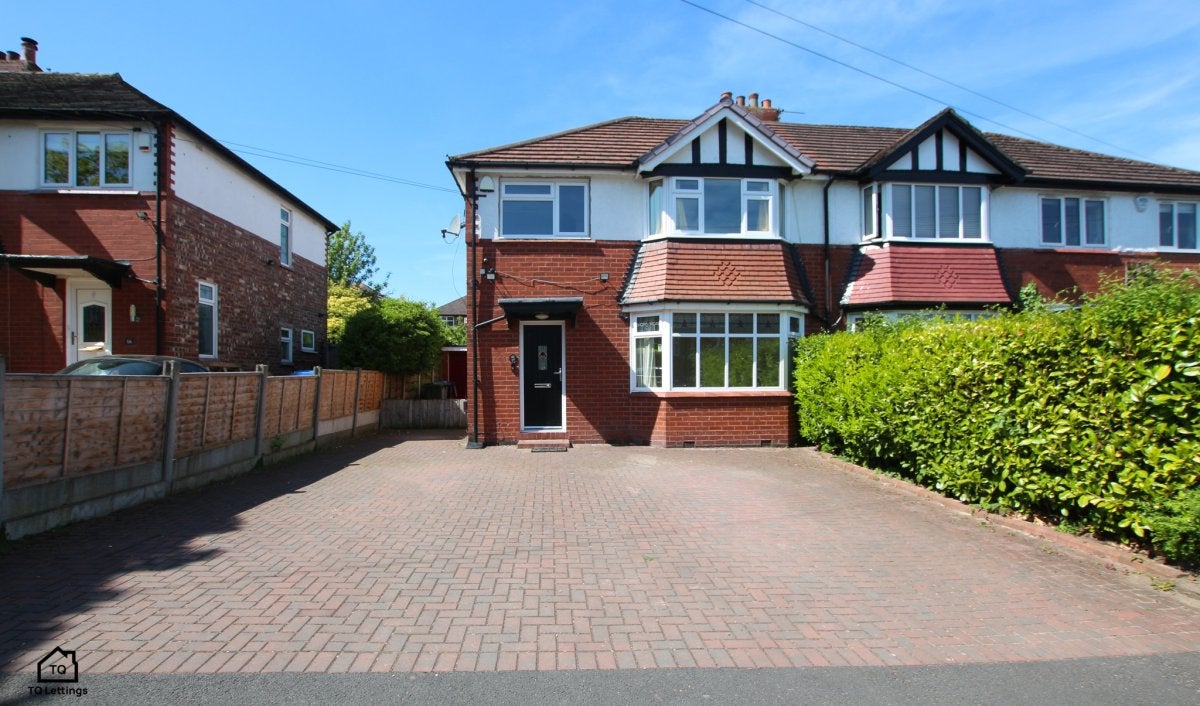 House Hillside Road in Trafford
