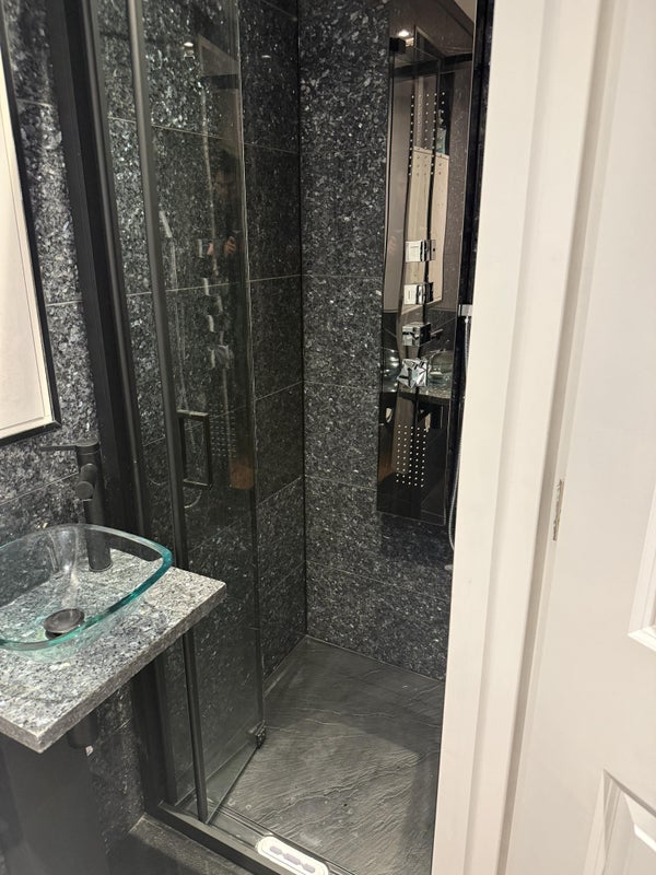 Room Clanricarde Gardens in Greater London