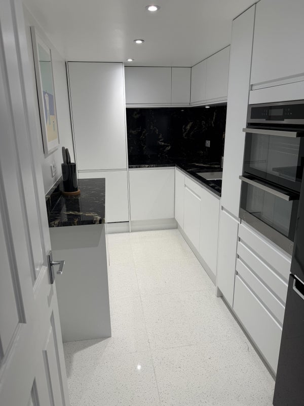 Room Clanricarde Gardens in Greater London