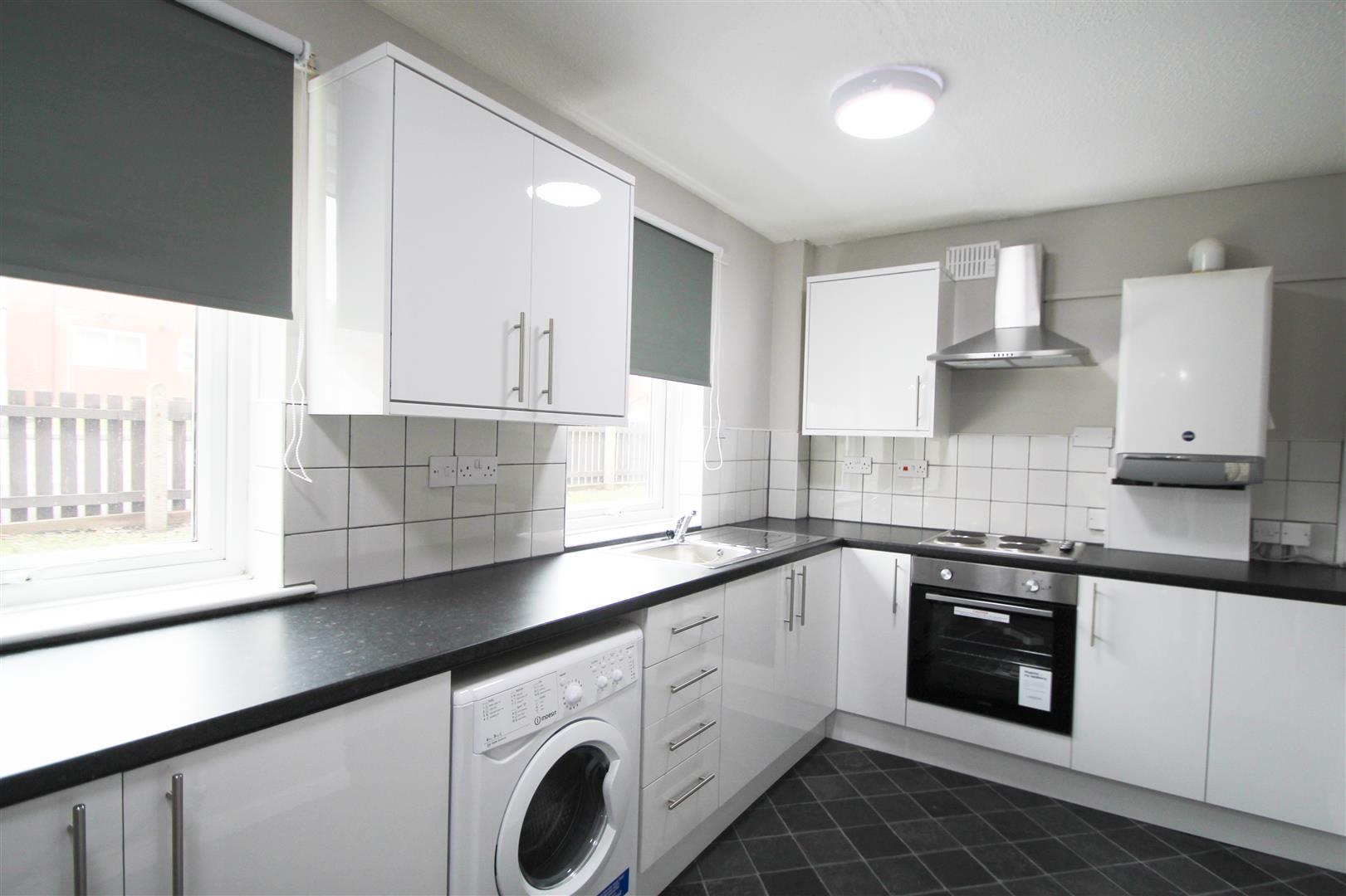 Flat Westfield Terrace in Leeds