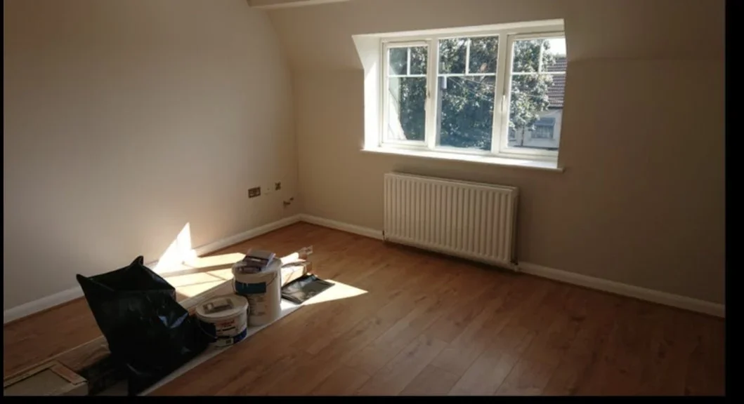 Flat Elmhurst Avenue in Greater London