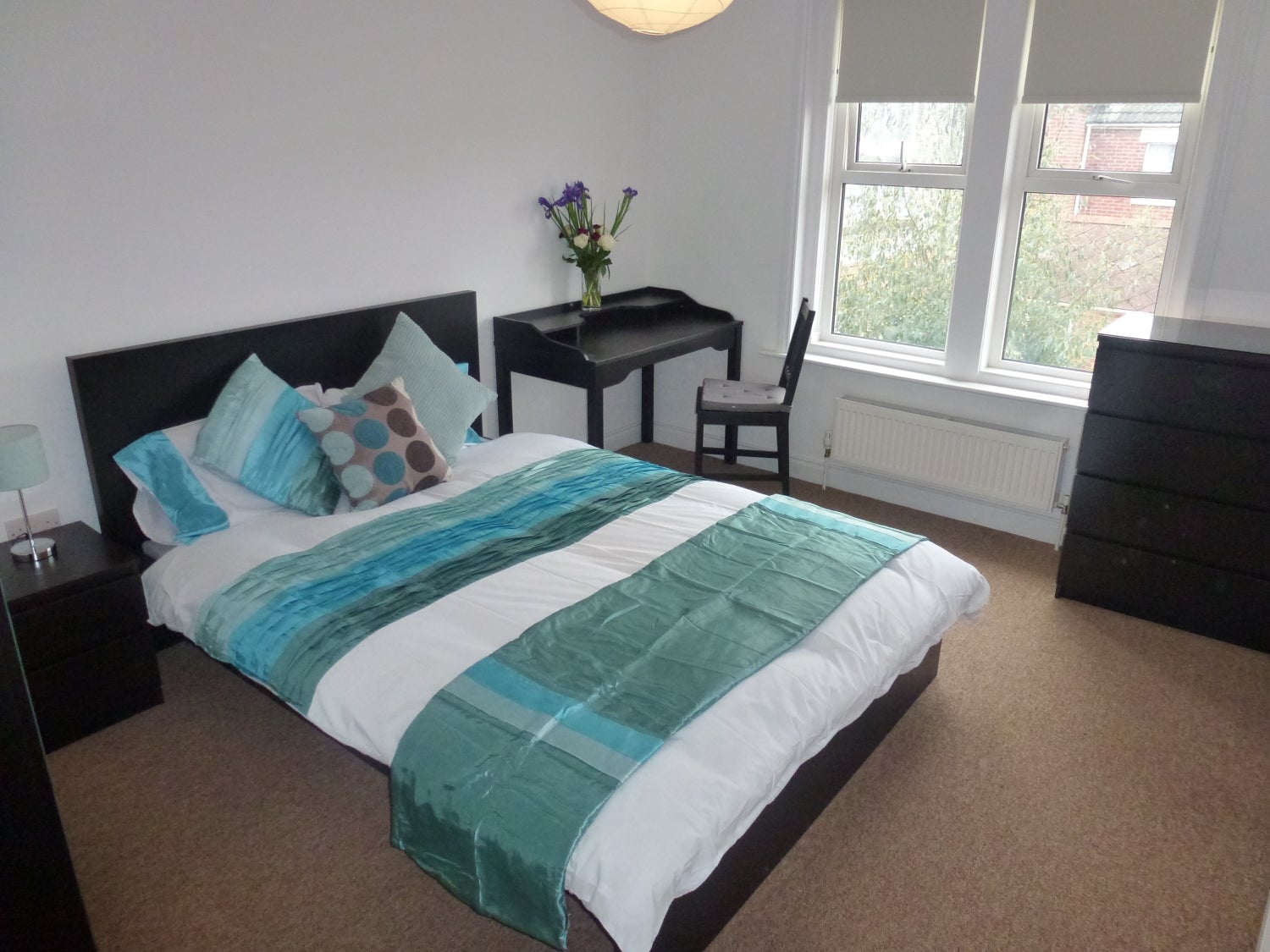 Room Bournemouth Road in Poole
