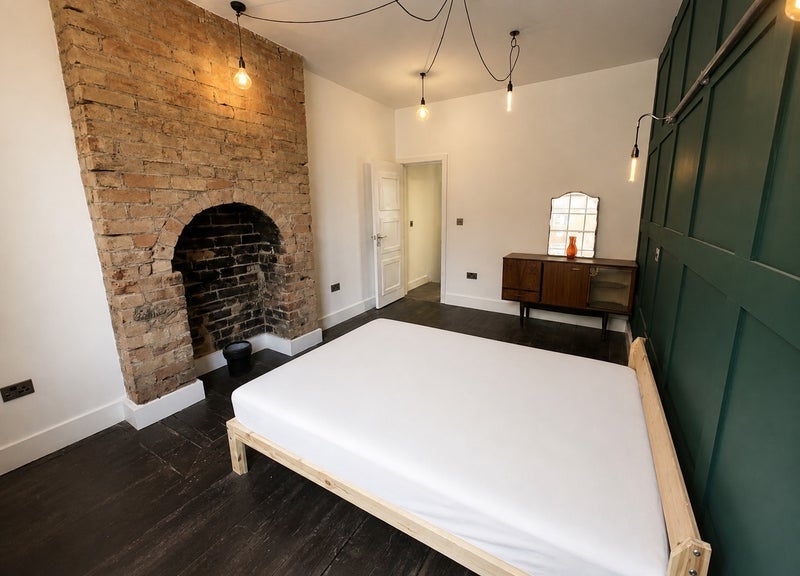 Room St Mary's Row in Birmingham