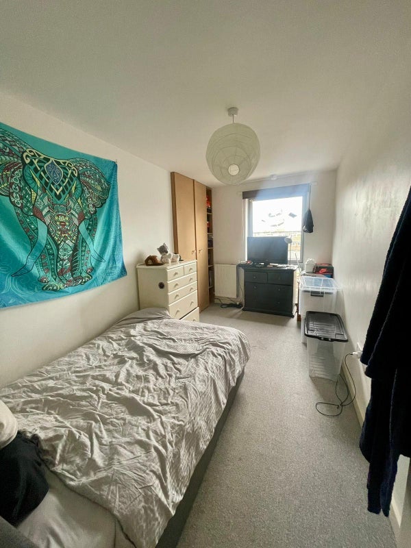 Flat Martineau Square in Greater London