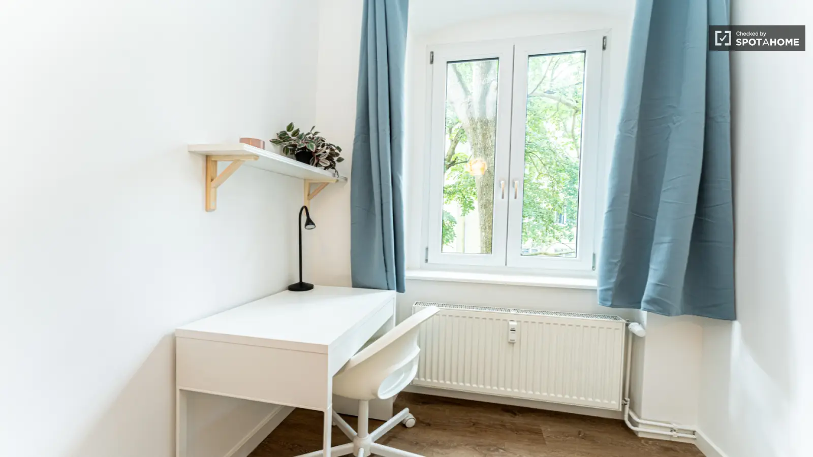 Wohnung Bersarinplatz in Berlin