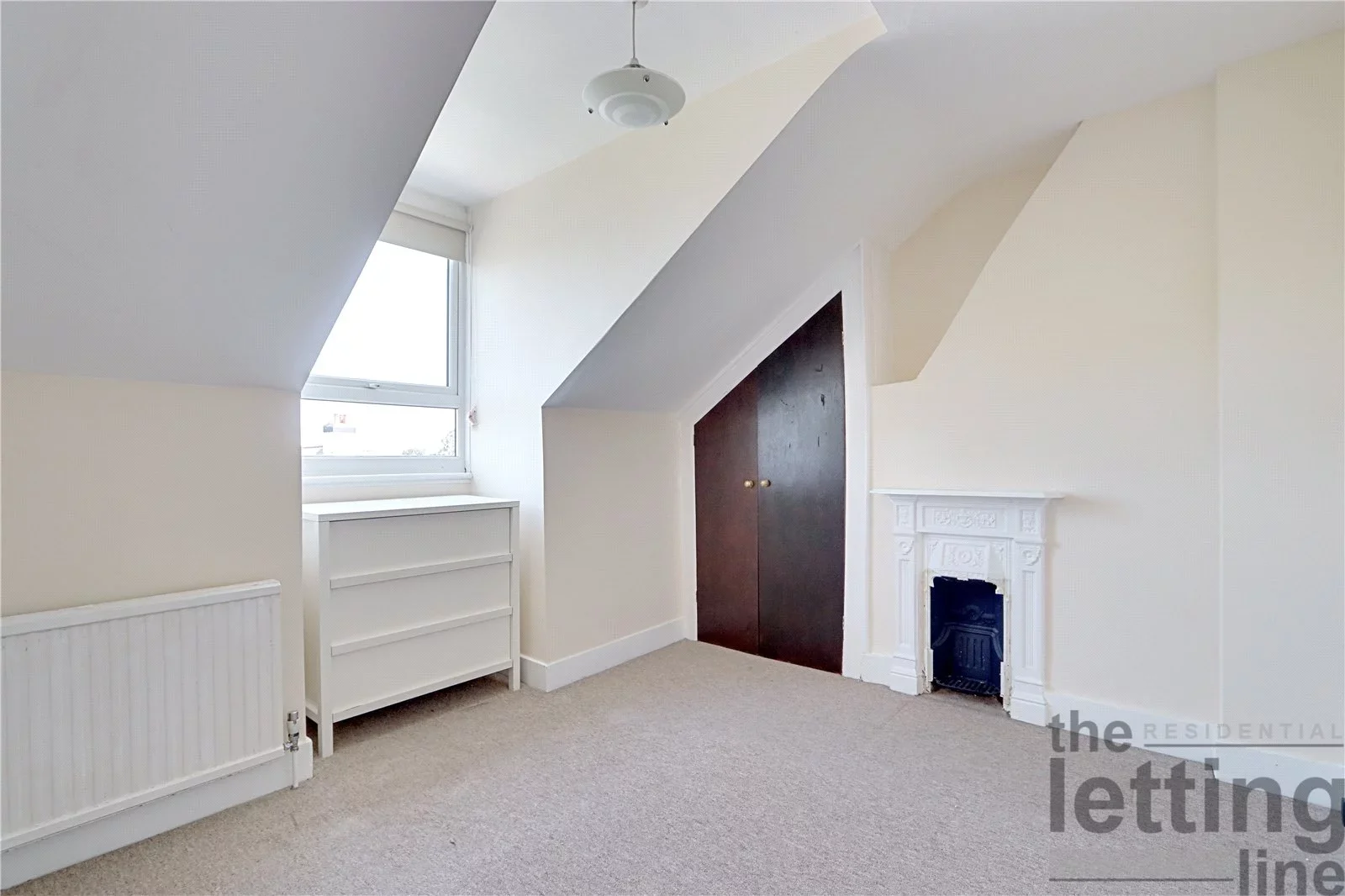 Flat The Ridgeway in Greater London