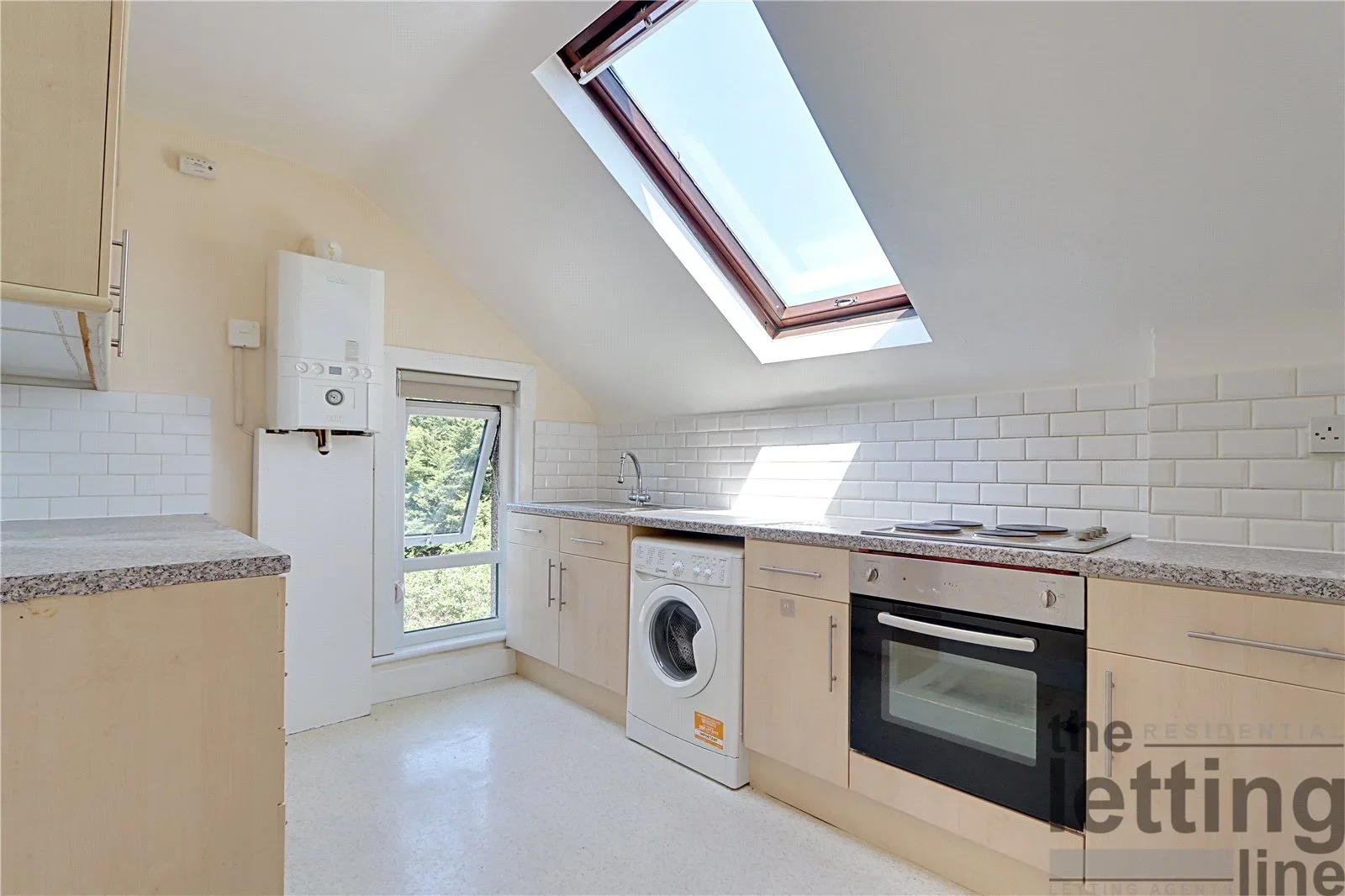 Flat The Ridgeway in Greater London