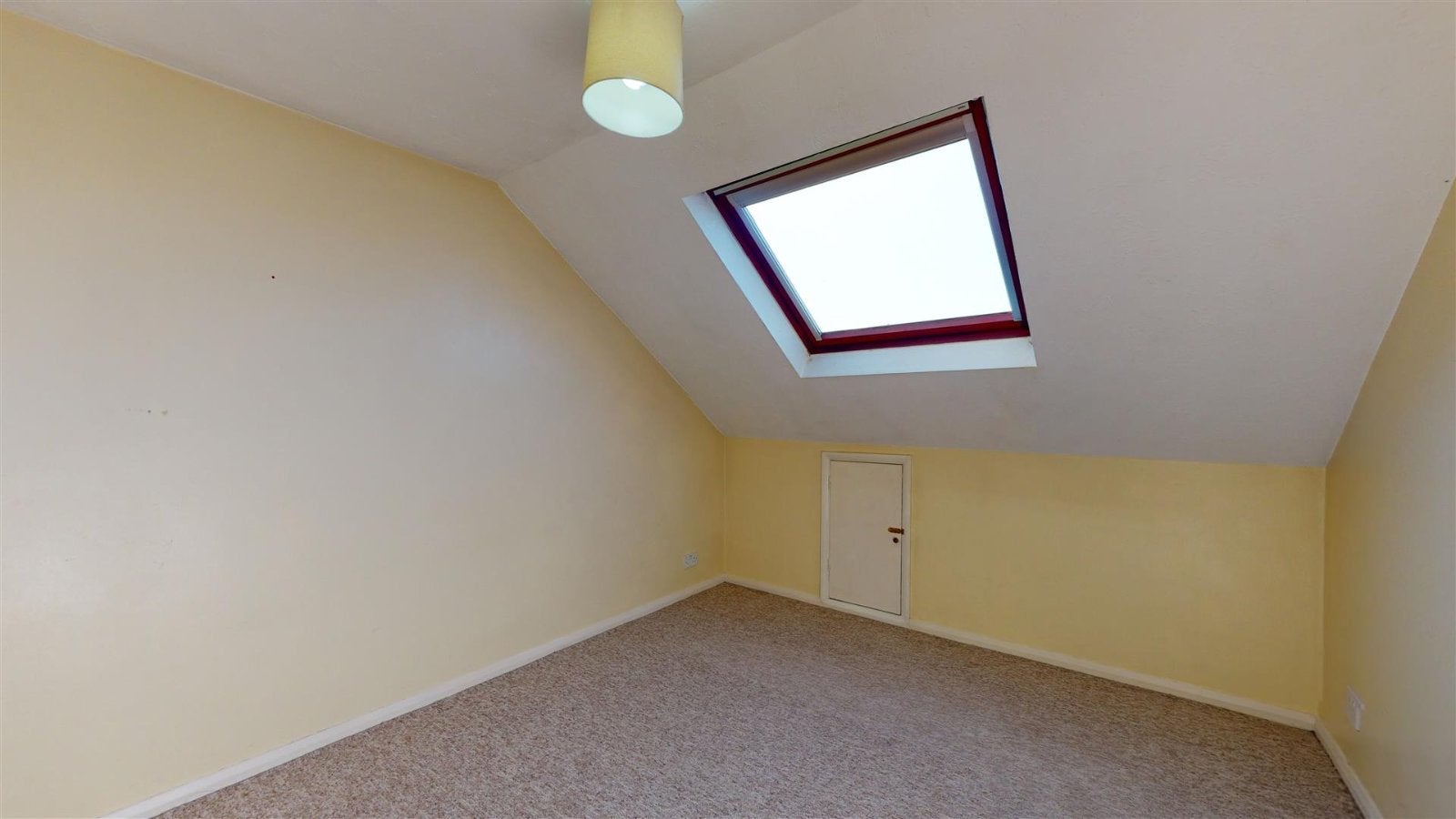 Flat Diamond Road in Whitstable