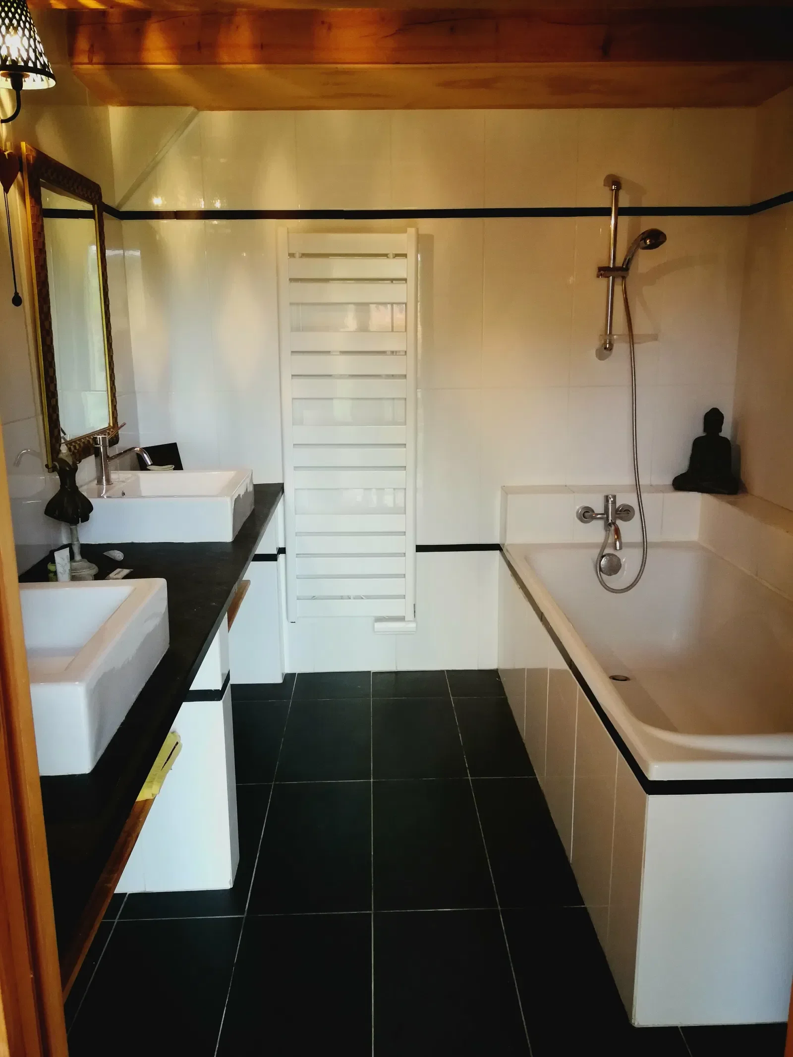 Room Chemin de l'Audinière in Savigné-l'Évêque