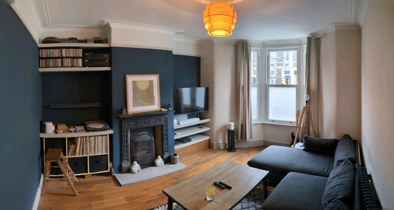 Room Carlyle Road in Bristol