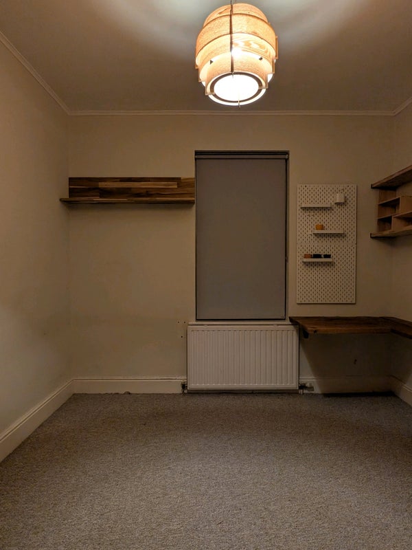 Room Carlyle Road in Bristol