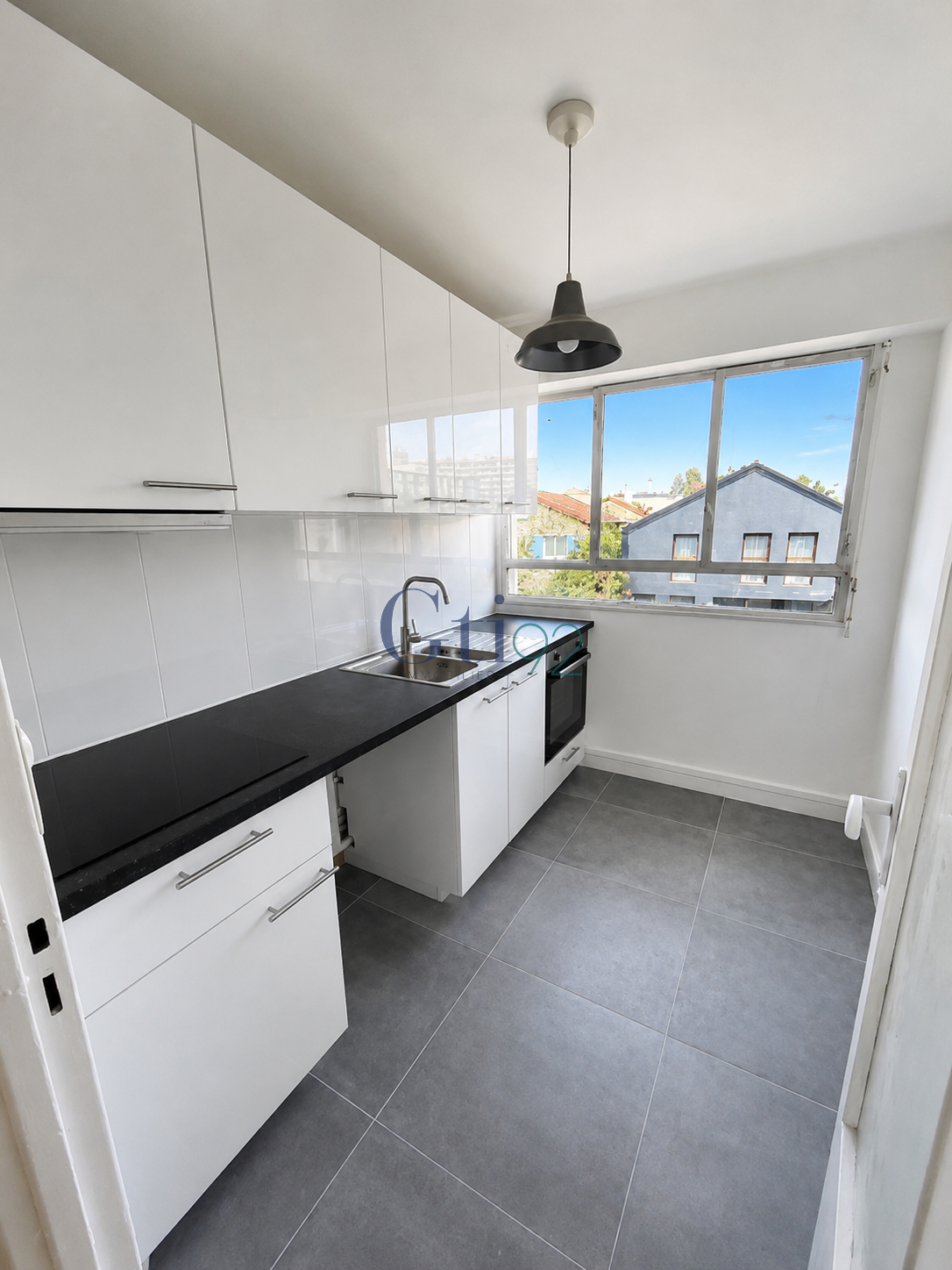 Flat Rue Chef de Ville in Clamart
