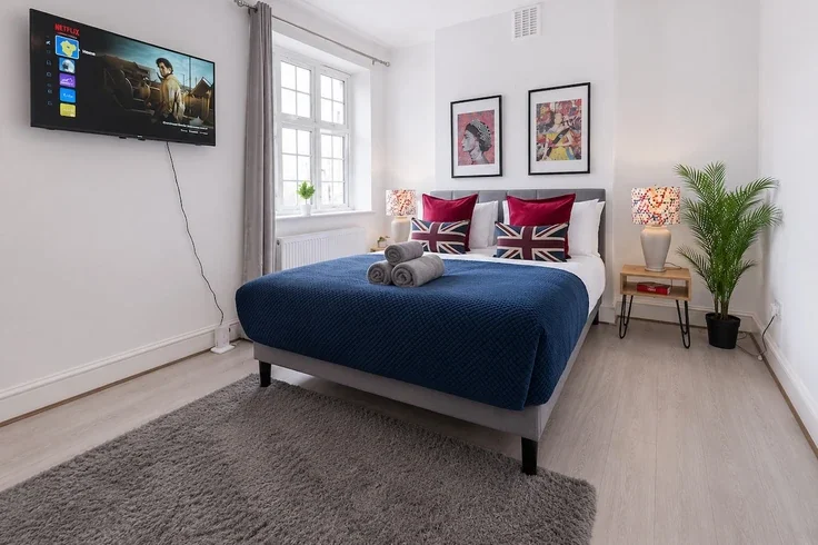 Flat Cranleigh Street in Greater London