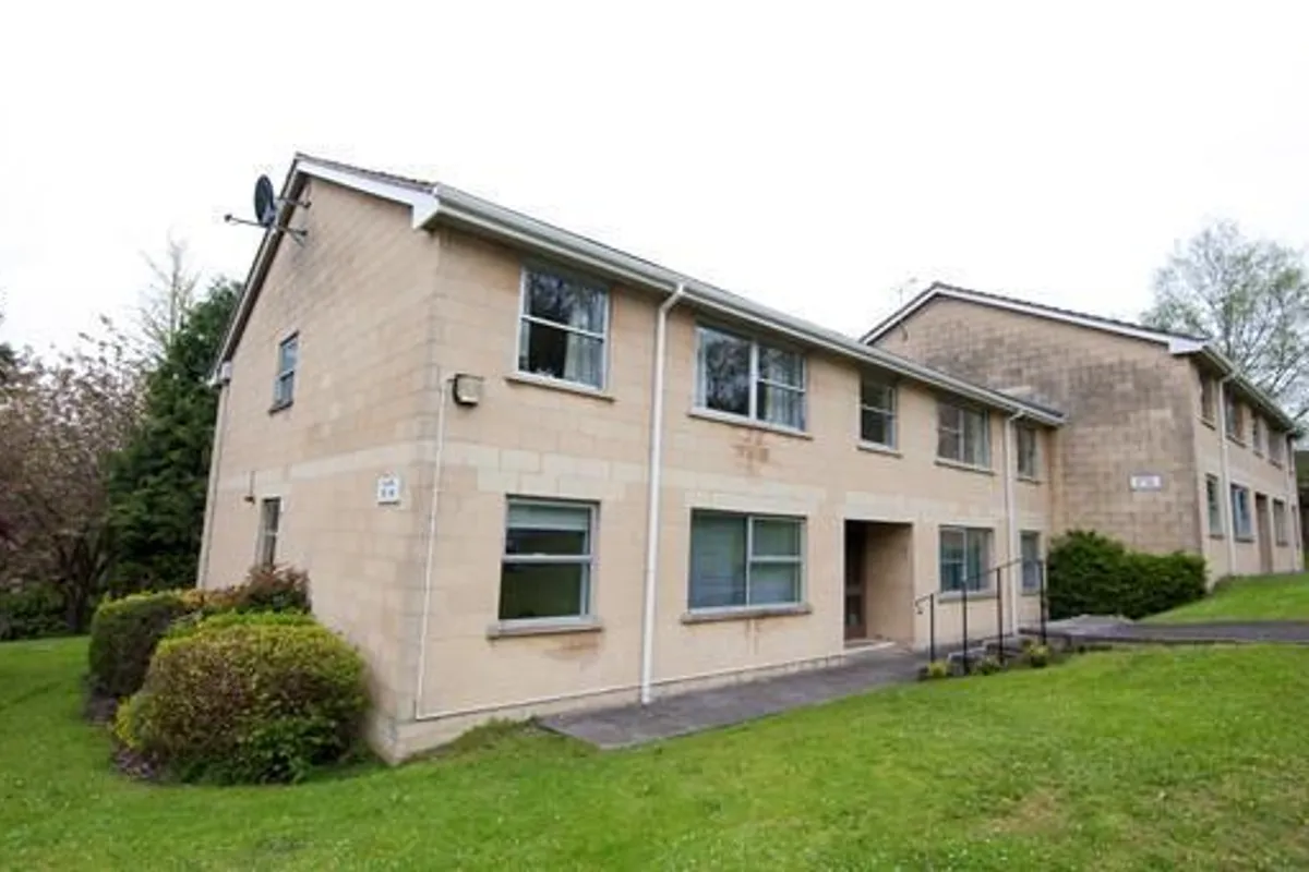 Flat Weston Park West in Bath