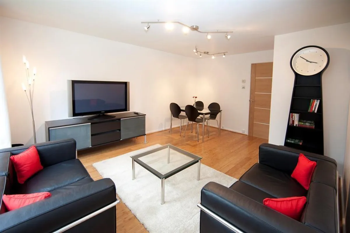 Flat Weston Park West in Bath