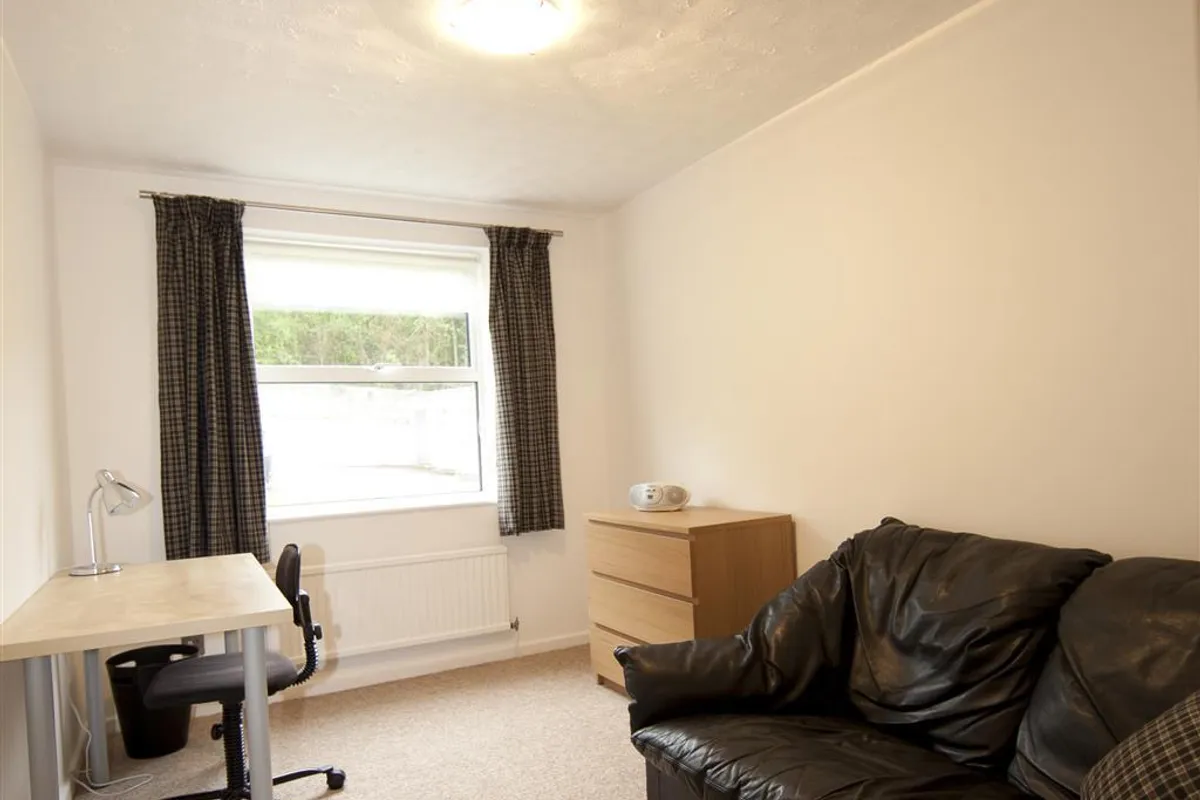 Flat Weston Park West in Bath