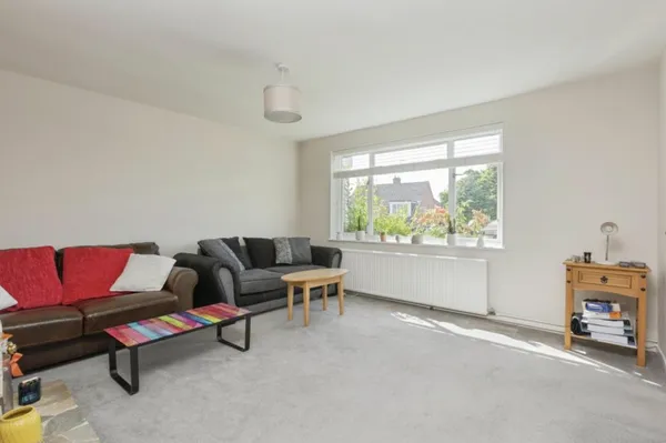 Flat Lambourn Way in Tunbridge Wells