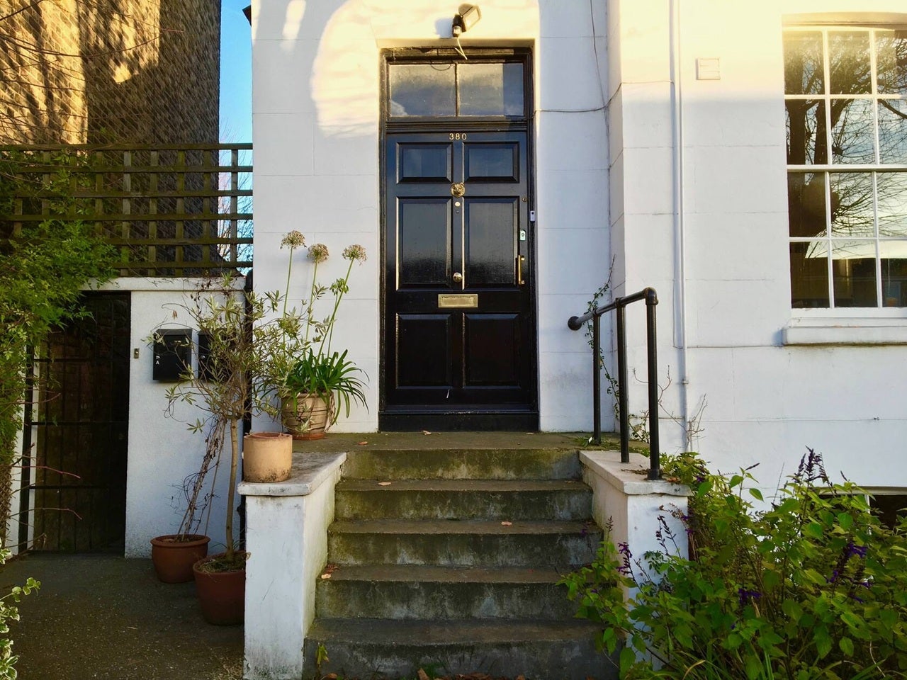 House Queensbridge Road in Greater London