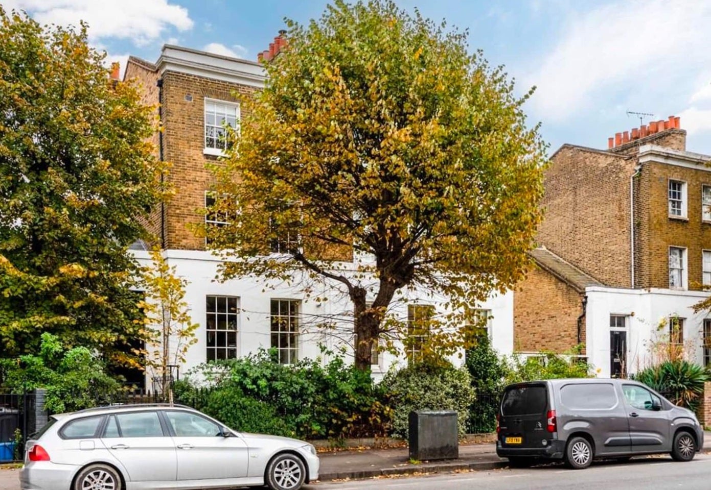 House Queensbridge Road in Greater London